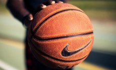 开云体育直播-世界杯之夜，维尼修斯，桑巴舞步点燃绿茵