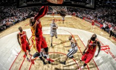 开云体育下载-步行者封锁太阳，乔治成为关键先生，一场战术与意志的较量