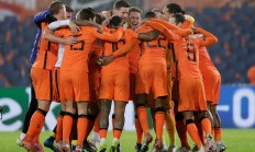 开云体育直播-荷兰足球队在全球比赛中斩获大胜的简单介绍