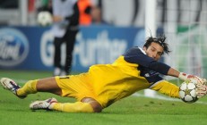 开云体育中国官网-马龙定海神针，波兰队完胜日本队背后的战术博弈与精神传承