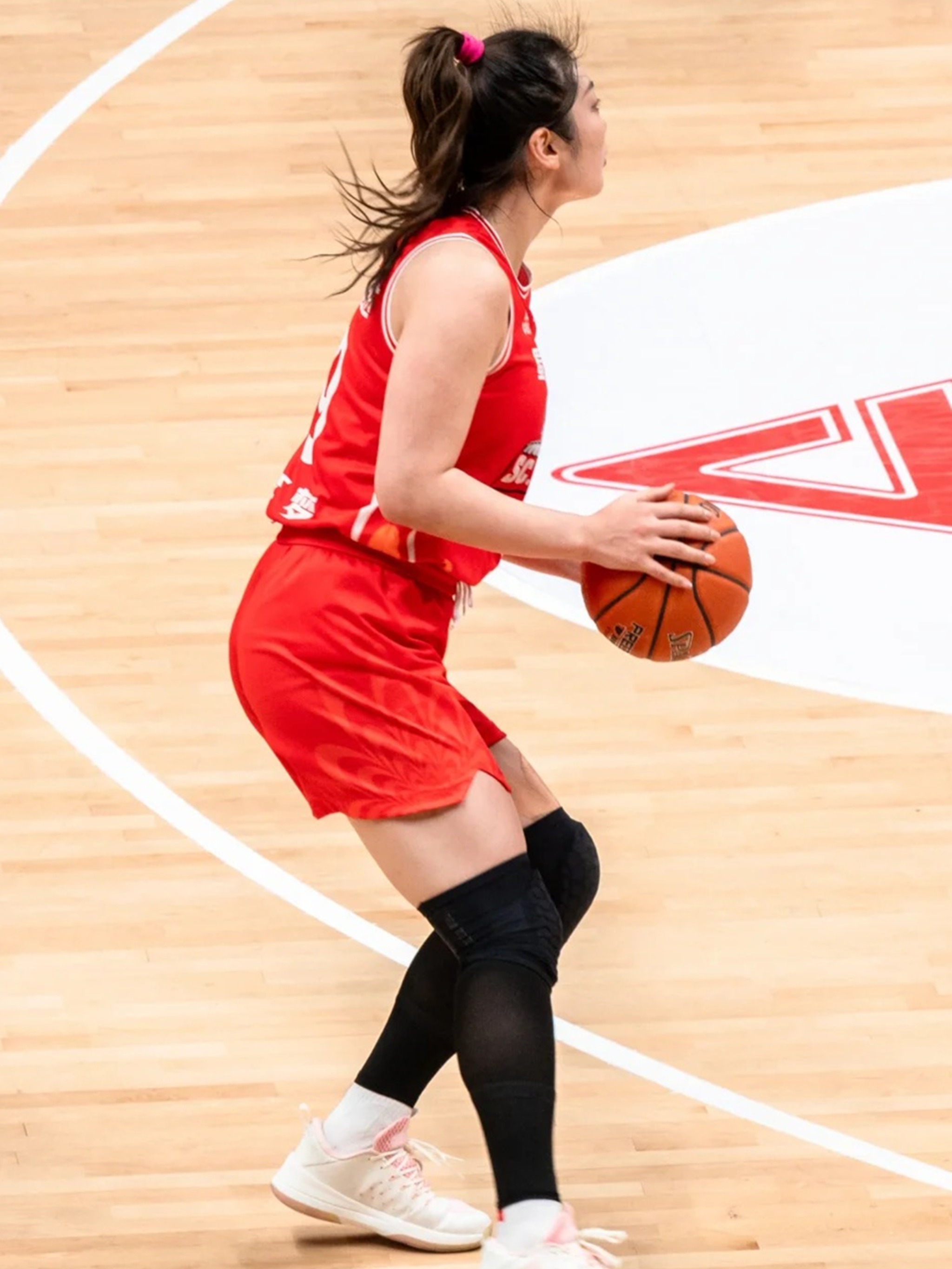 北京女篮力克江苏队，豪取三连胜