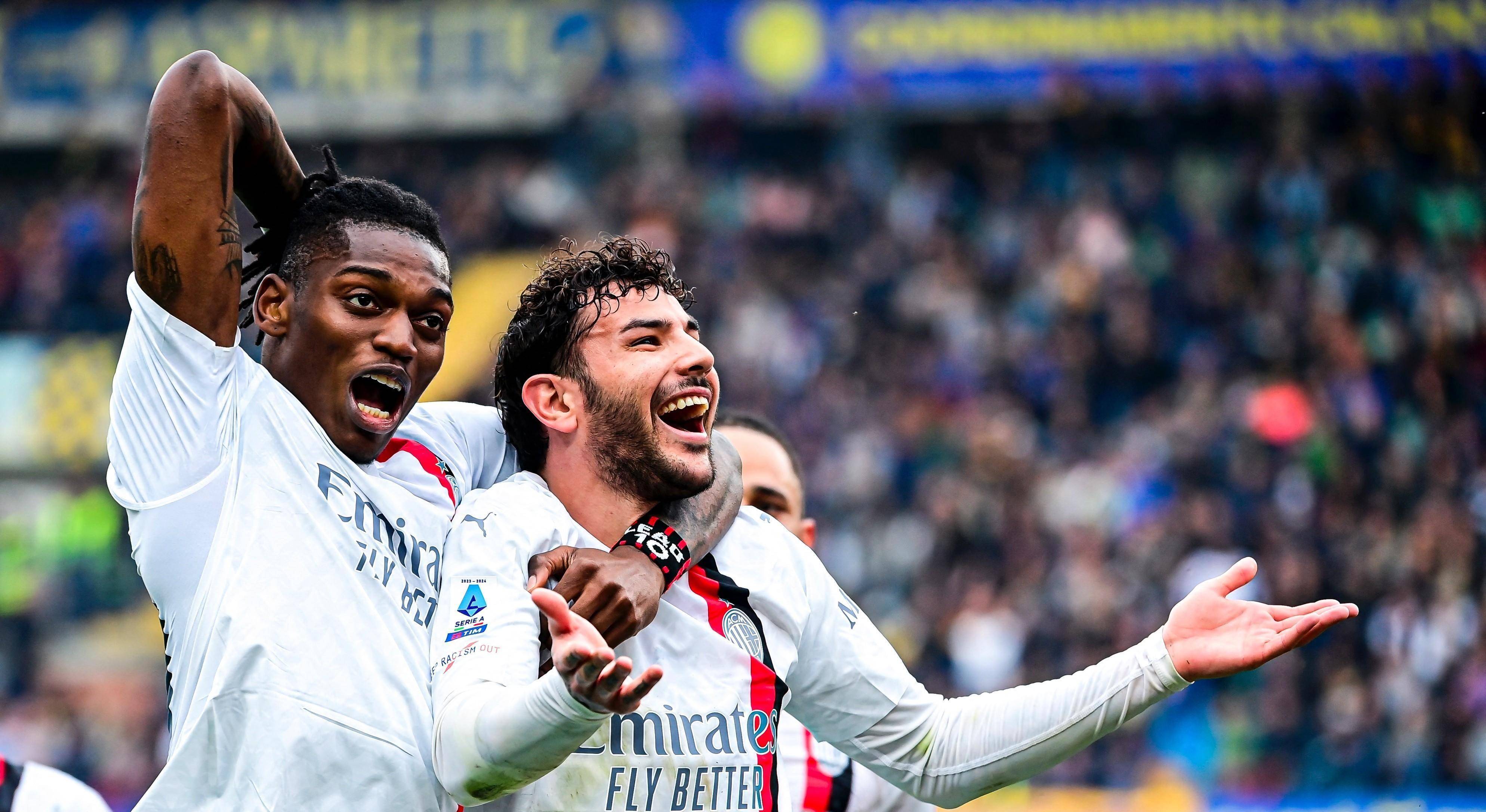 包含AC米兰球员受伤离场，球队应做好备战工作的词条