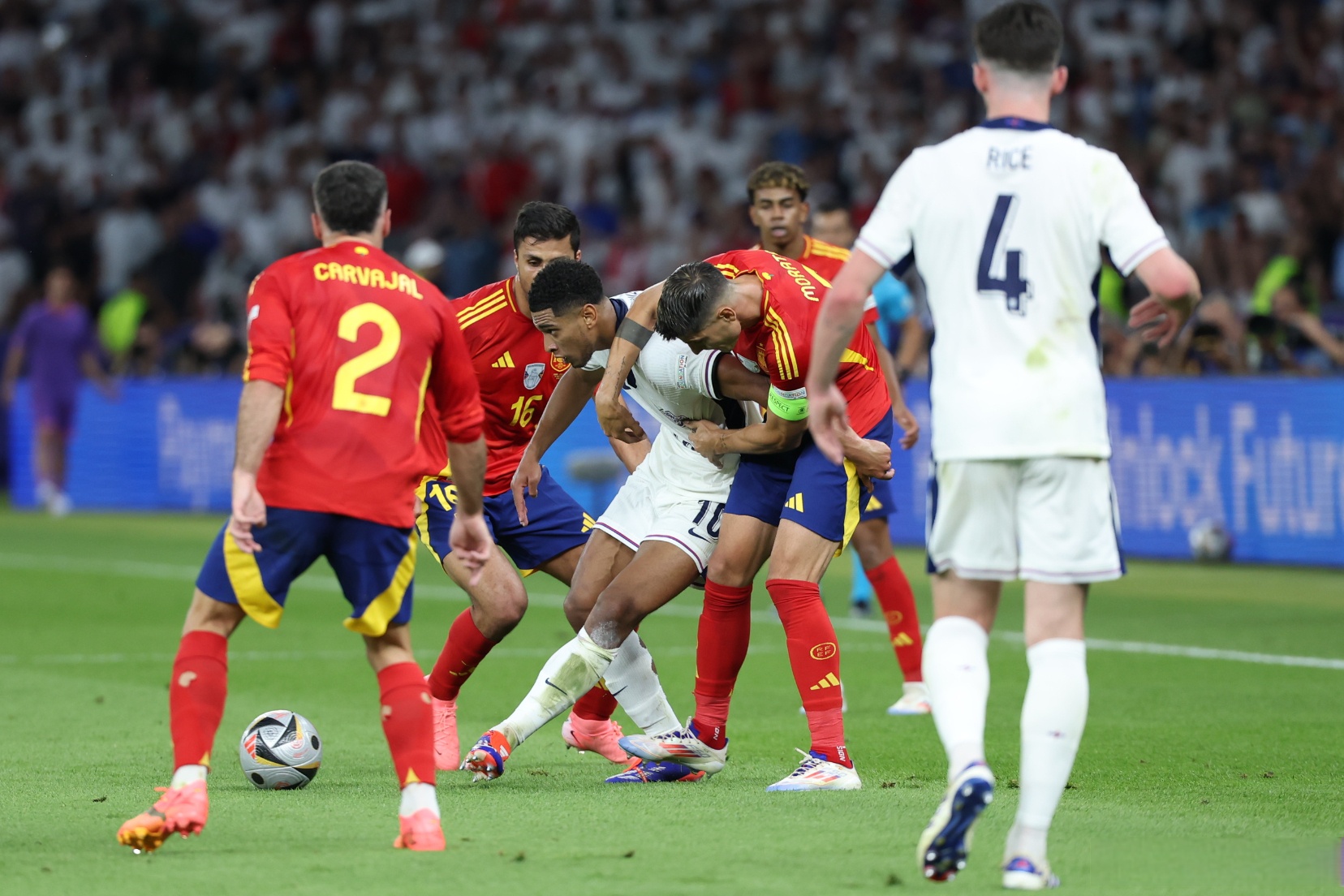 包含西班牙选手实力不容小觑，惊艳赛场的词条