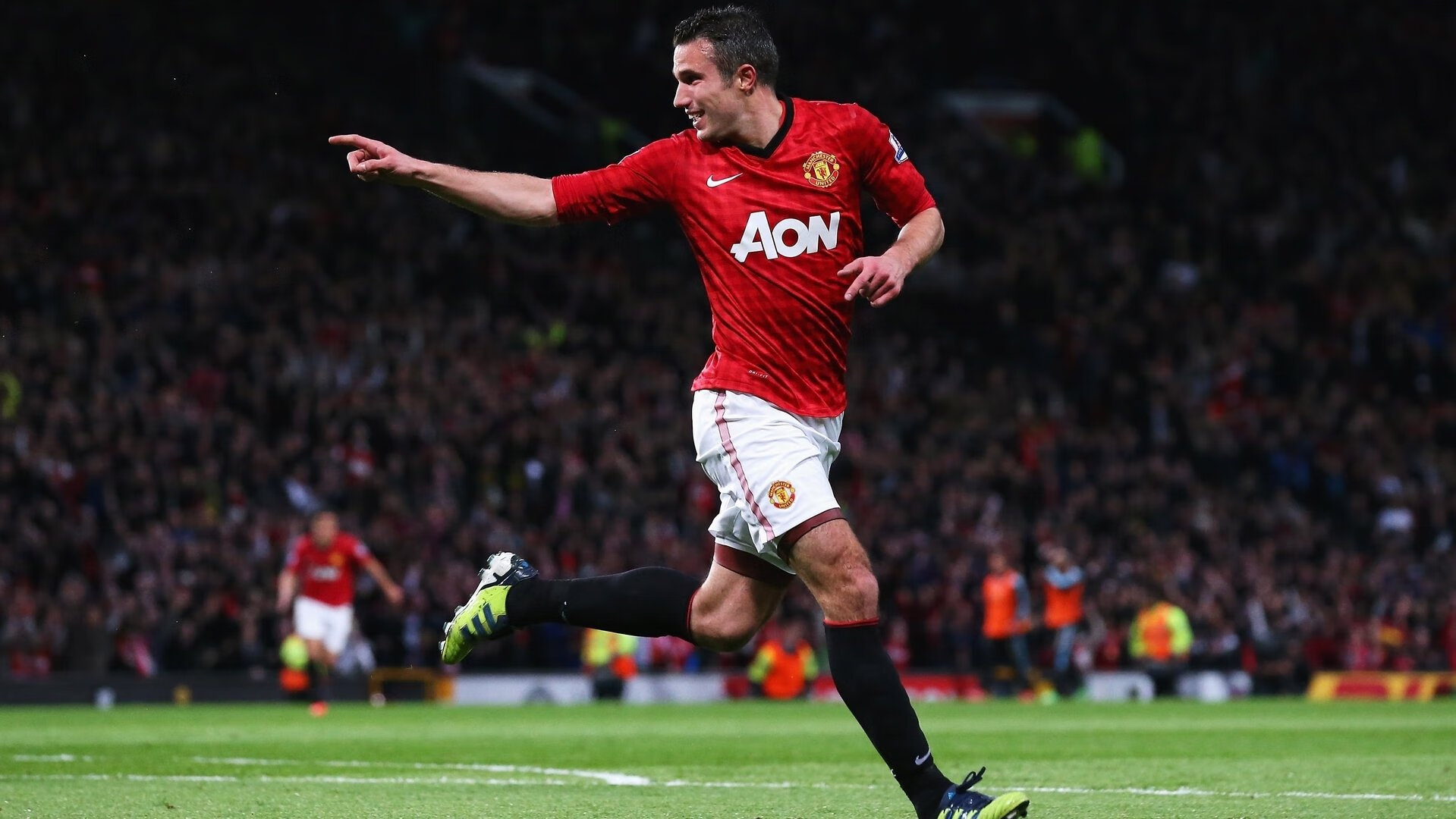 橙衣风暴中的天使之翼，迪马利亚撕裂防线，荷兰惊险决胜芬兰