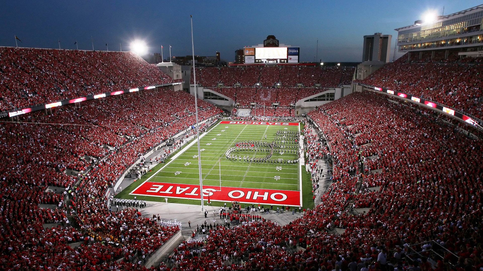 独行侠粉碎新疆队，小贾伦在意甲焦点战接管比赛，体育世界里的唯一性启示