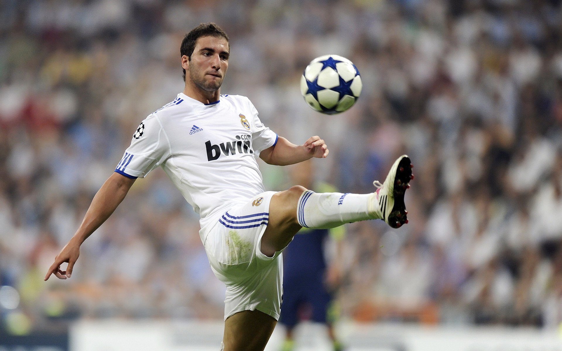 北欧神话再临,芬兰冰刀斩落德国战车,欧冠淘汰赛上演史诗级逆袭